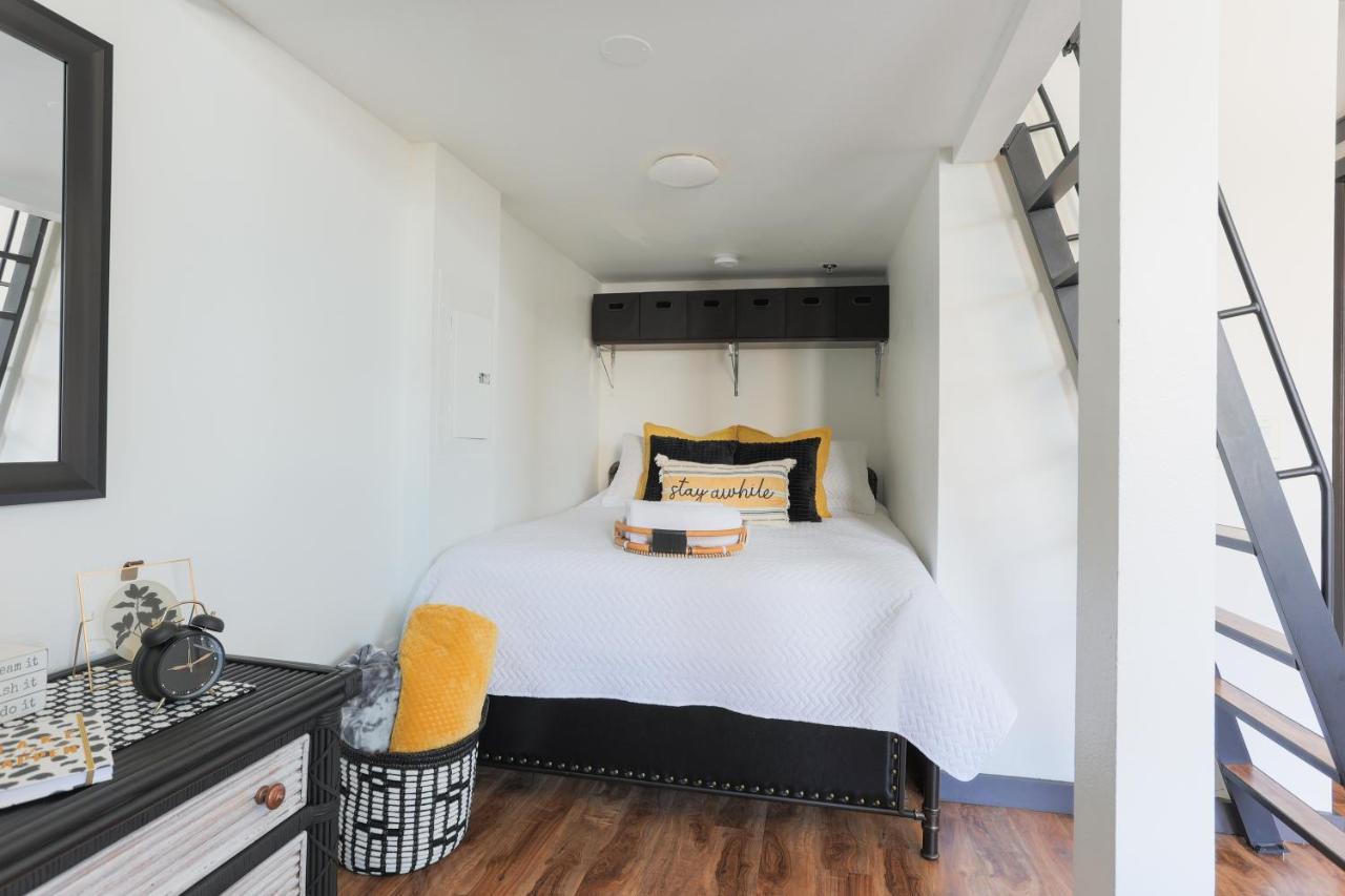 Old West Studio Lofts West Tampa Bagian luar foto