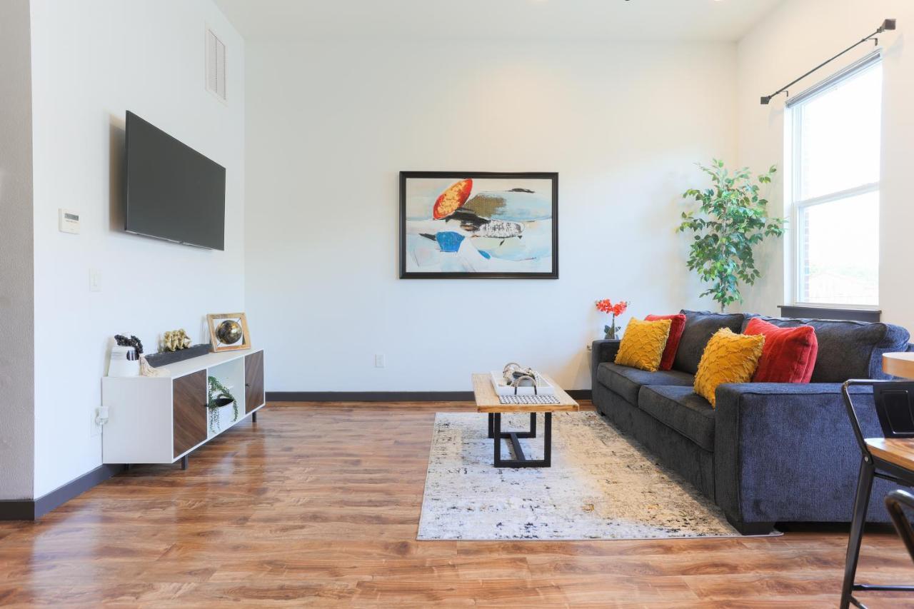 Old West Studio Lofts West Tampa Bagian luar foto
