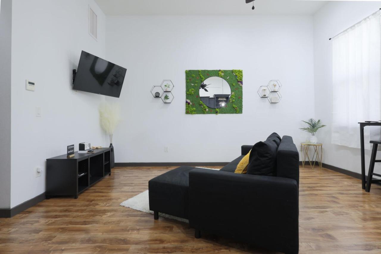 Old West Studio Lofts West Tampa Bagian luar foto