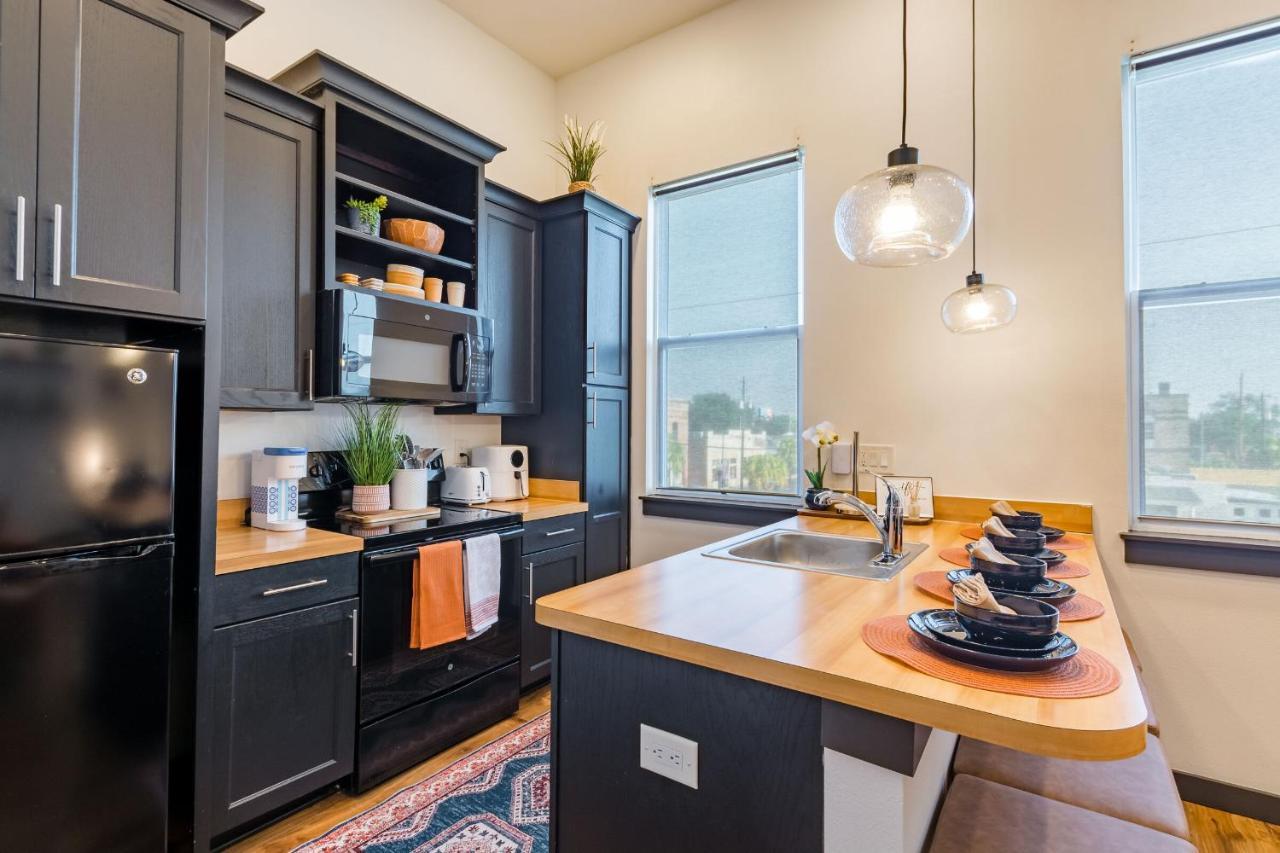 Old West Studio Lofts West Tampa Bagian luar foto