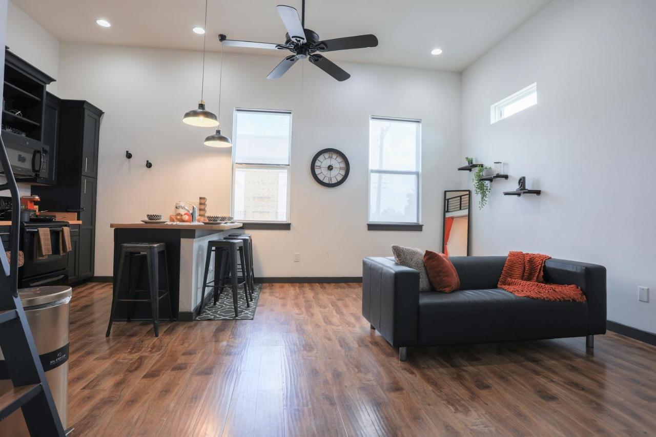 Old West Studio Lofts West Tampa Bagian luar foto