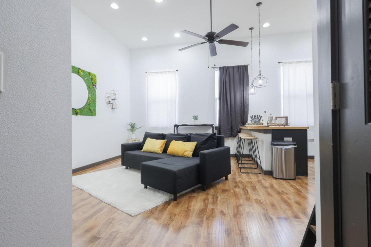 Old West Studio Lofts West Tampa Bagian luar foto