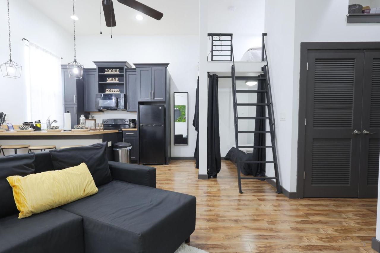 Old West Studio Lofts West Tampa Bagian luar foto