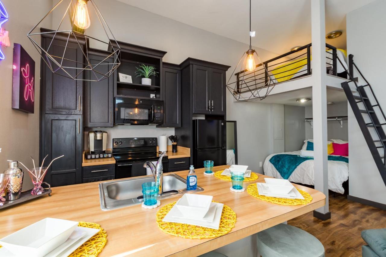 Old West Studio Lofts West Tampa Bagian luar foto